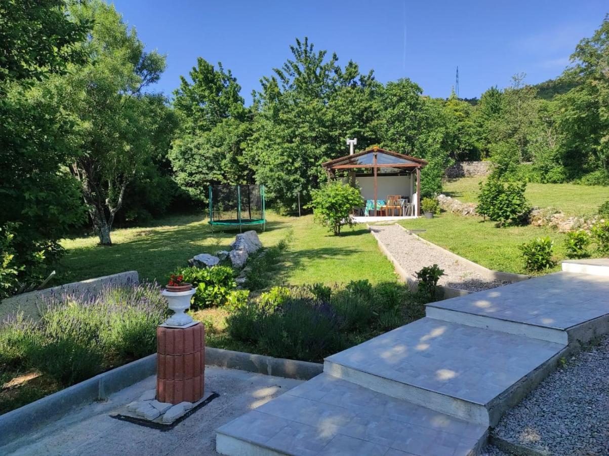 Gradina Appartement Hreljin Buitenkant foto